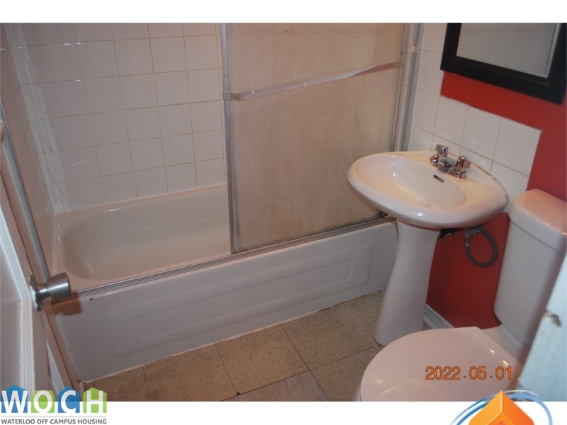 5 Bedrooms Bedrooms, ,2 BathroomsBathrooms,House,For Rent,1080